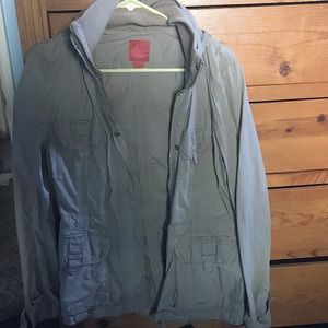 I am selling a jacket that’s tan, size is a large and the brand is esprit